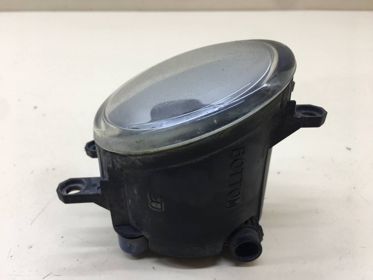 Фара противотуманная правая Toyota Auris (E150) 2006-2012 Фара противотуманная правая Toyota Auris (E150) 2006-2012