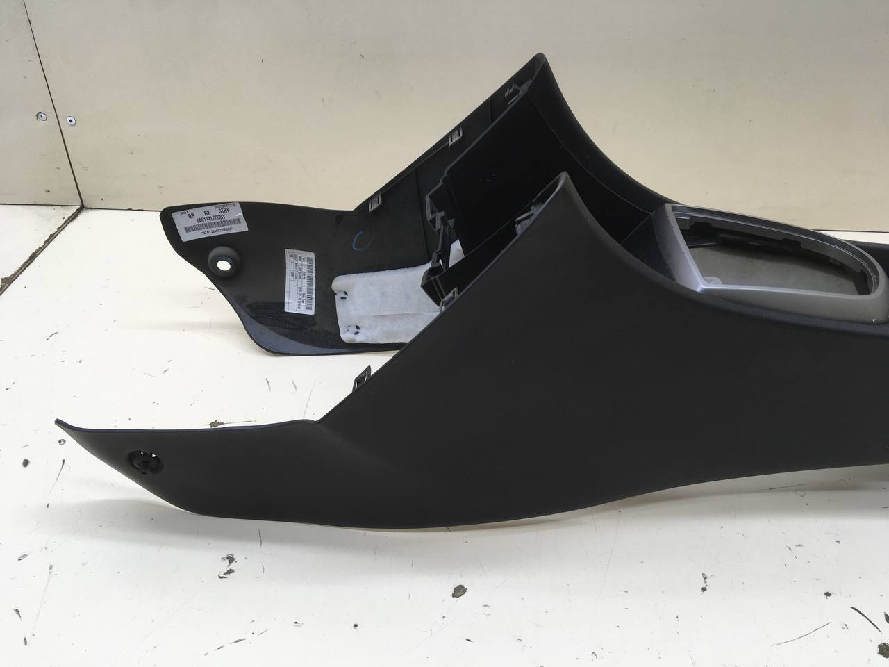 Консоль центральная Hyundai Solaris (RB) 2010-2017