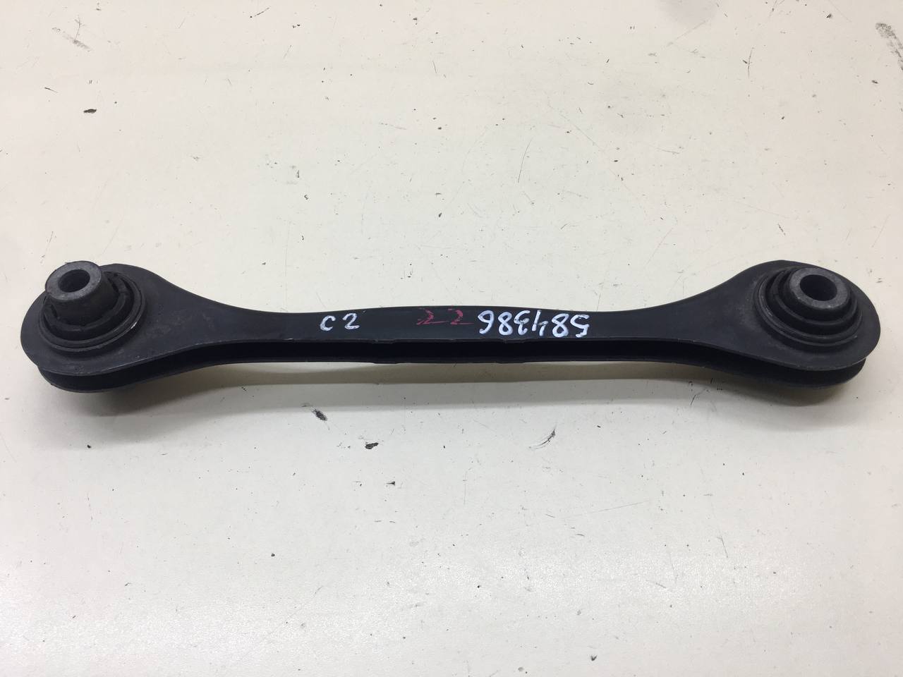 Тяга задняя поперечная Volkswagen Jetta (A6) 2010-2019 Тяга задняя поперечная Volkswagen Jetta (A6) 2010-2019