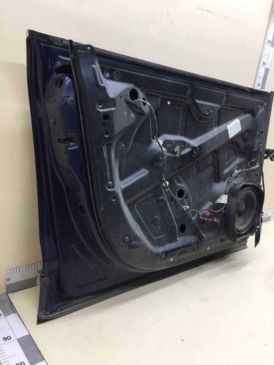 Дверь передняя левая Volkswagen Touareg (7L) 2002-2010