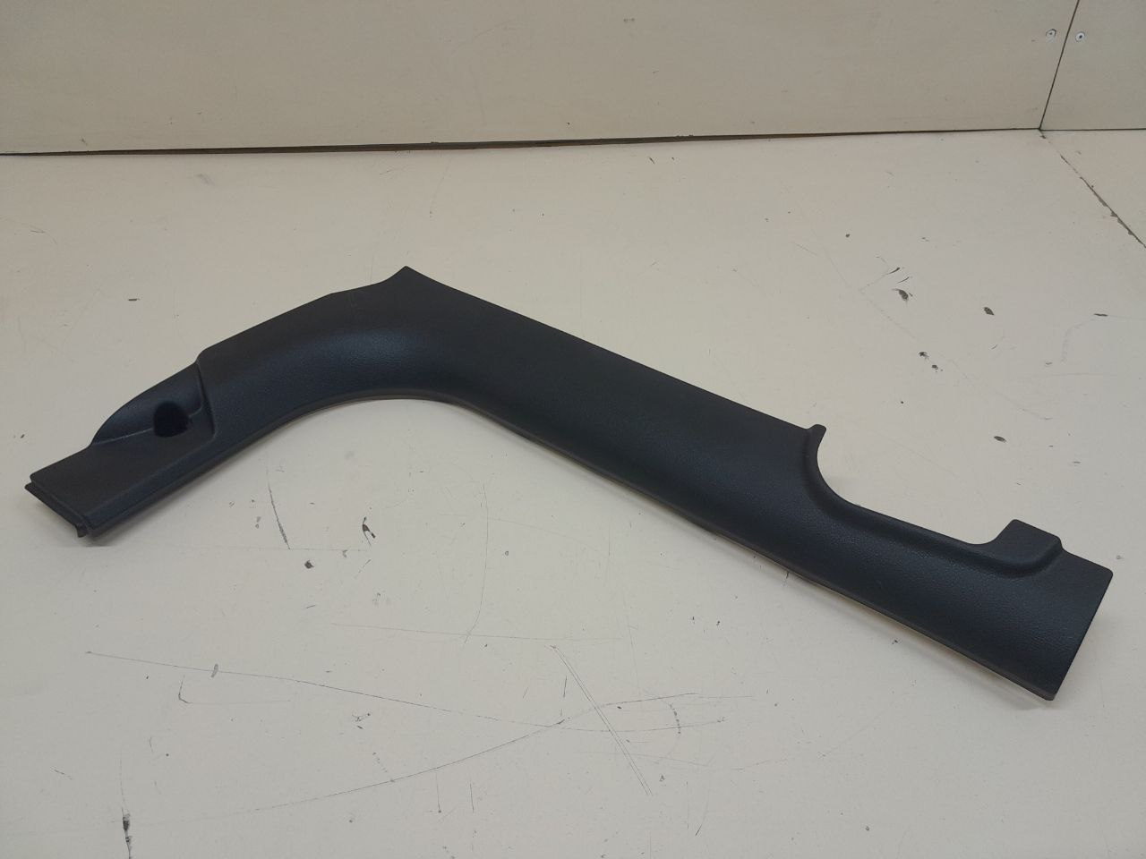 Накладка порога (внутренняя) Lada Vesta 2015>