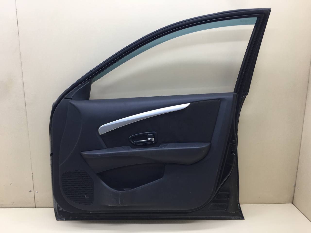 Дверь передняя правая Nissan Almera 3 (G11, G15) 2012>