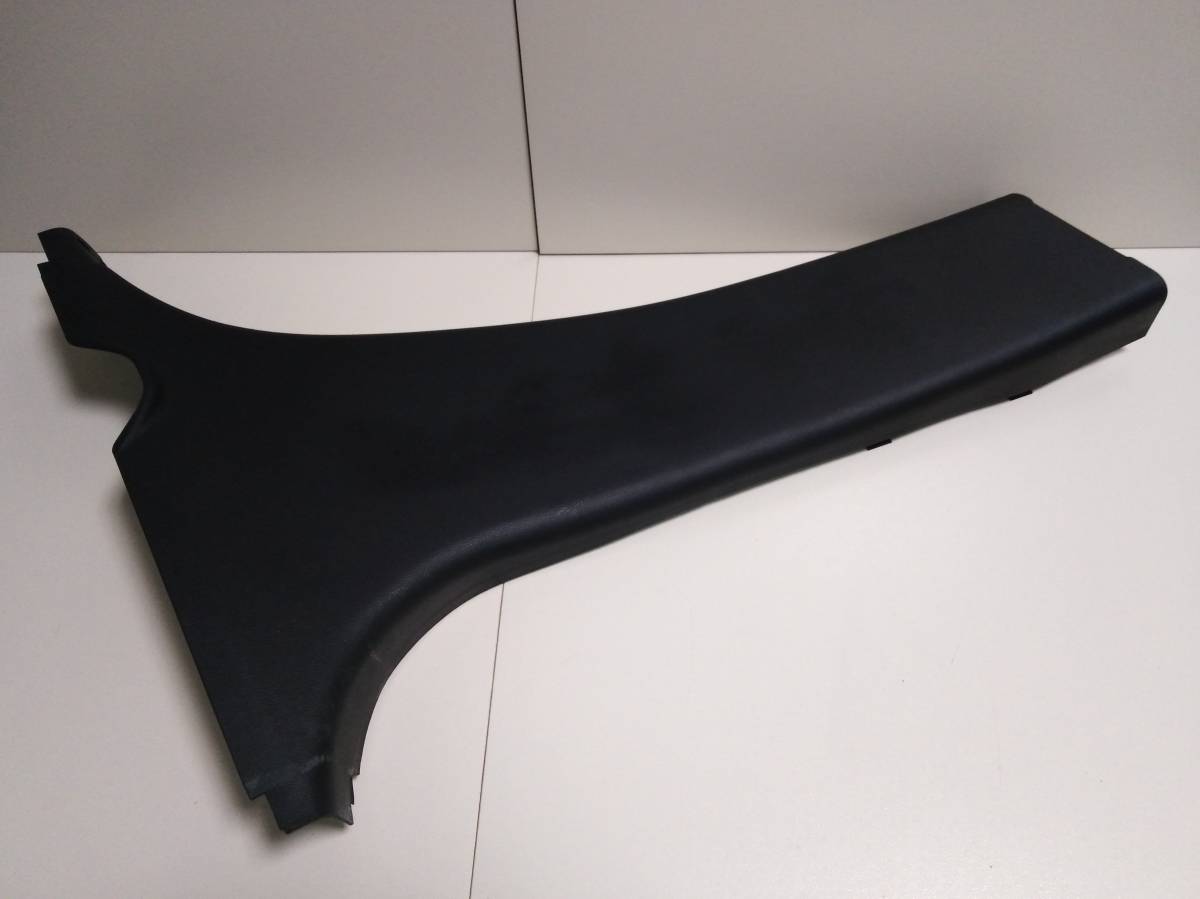 Обшивка стойки Mazda CX-7 (ER) 2006-2012