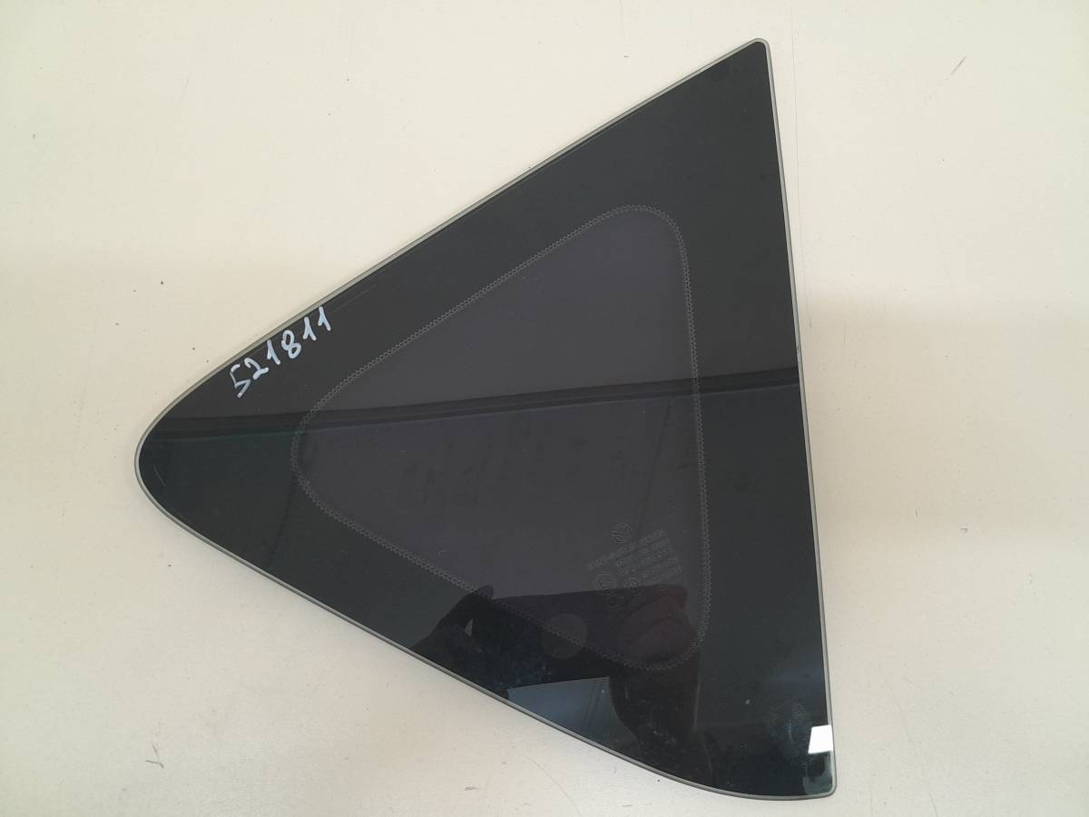 Стекло кузовное глухое правое Mazda Mazda 3 (BL) 2009-2013