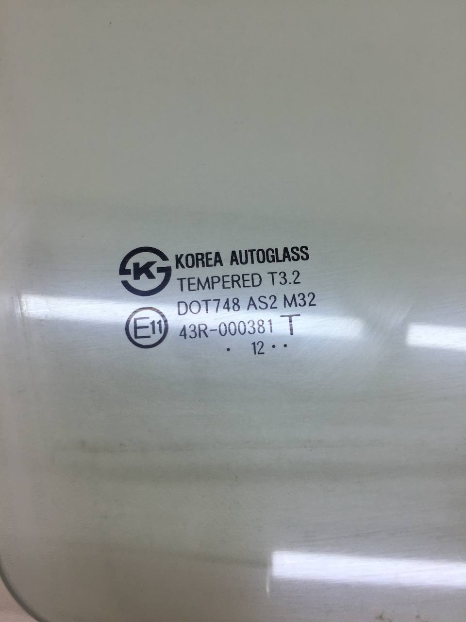 Стекло двери передней правой Hyundai Solaris (RB) 2010-2017 Стекло двери передней правой Hyundai Solaris (RB) 2010-2017