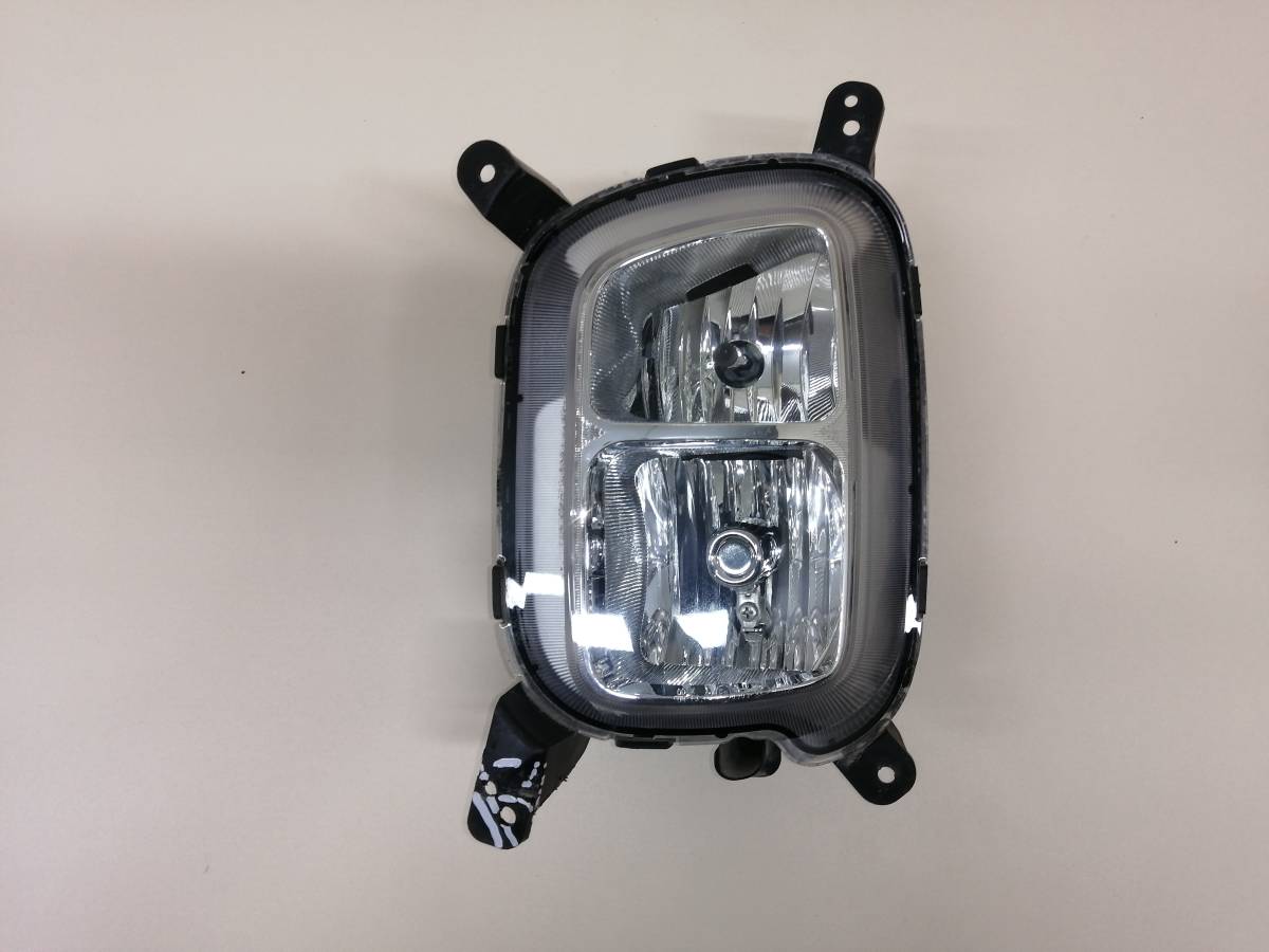 Фара противотуманная левая Kia Sorento (XM) 2009-2021