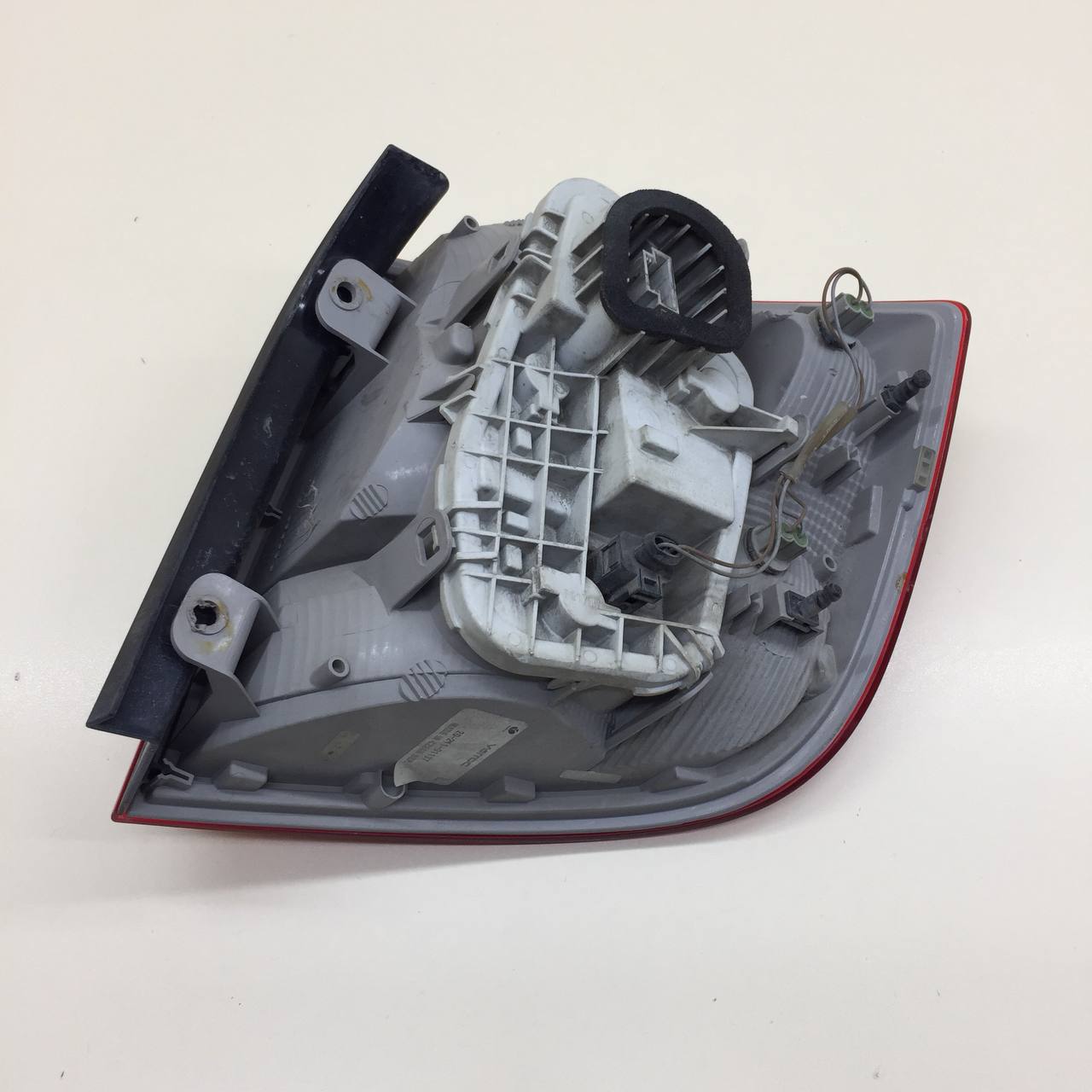 Фонарь задний левый Skoda Rapid 2012-2020