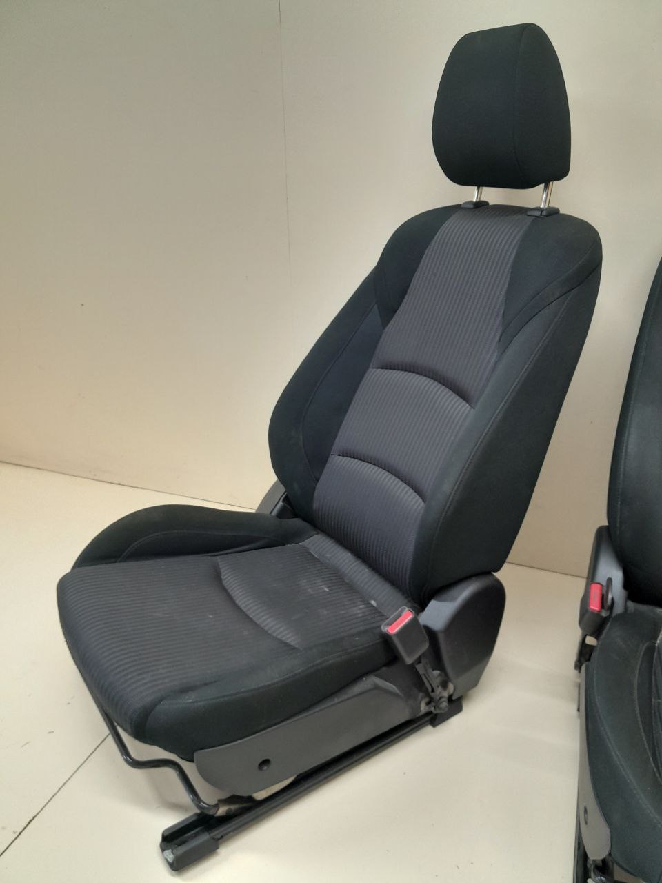 Сиденье (комплект) Mazda Mazda 3 (BM) 2013-2016 Сиденье (комплект) Mazda Mazda 3 (BM) 2013-2016