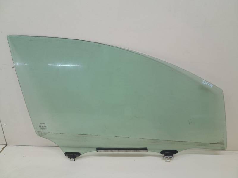 Стекло двери передней правой Toyota Auris (E150) 2006-2012