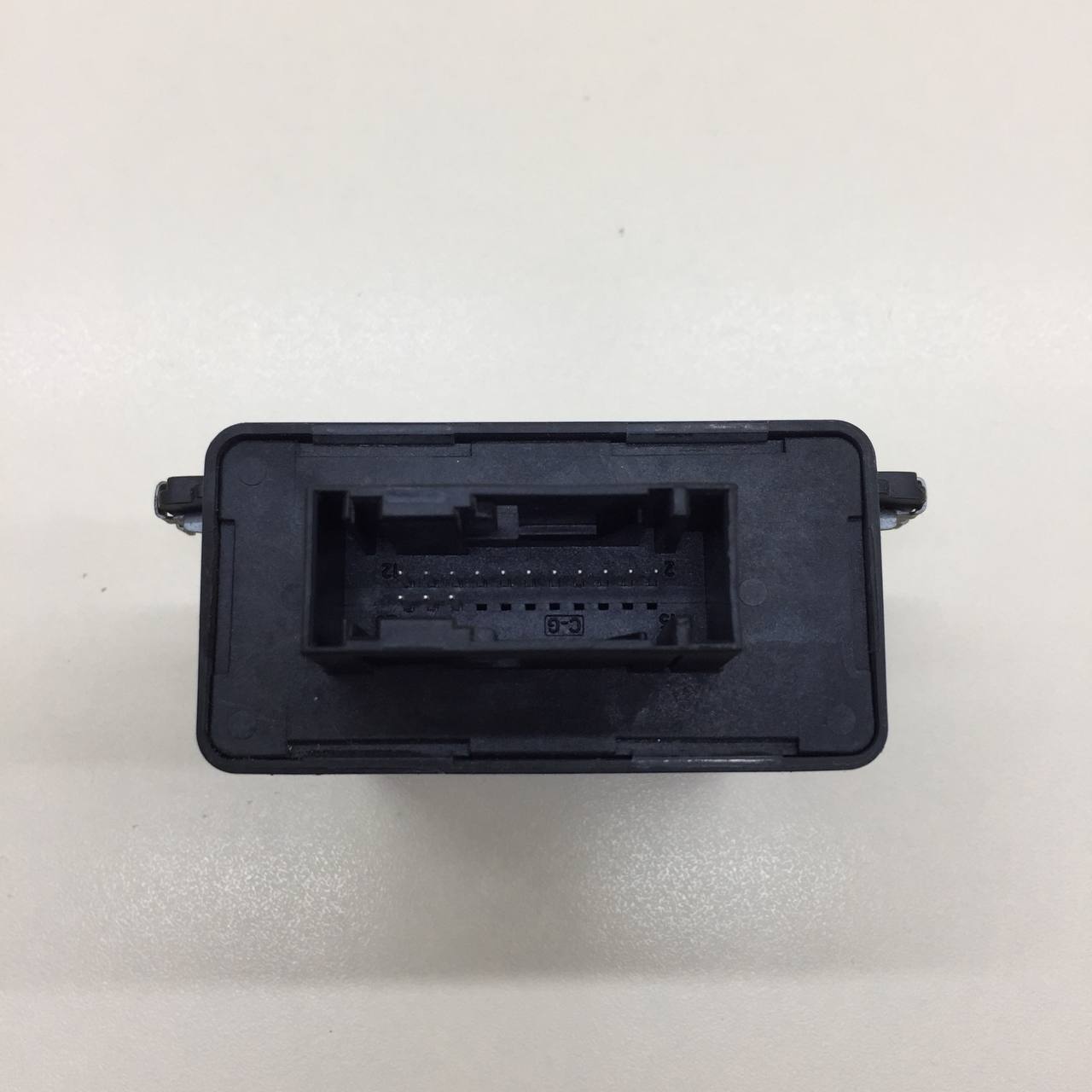 Блок электронный Volkswagen Tiguan (5N1) 2007-2011 Блок электронный Volkswagen Tiguan (5N1) 2007-2011
