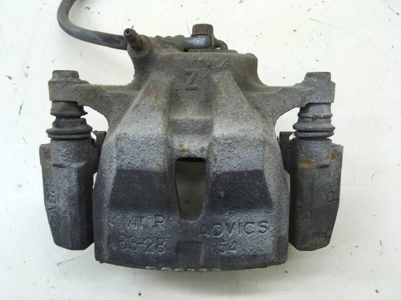 Суппорт передний правый Toyota Rav 4 (A30) 2006-2013