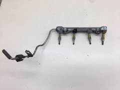 Рейка топливная (рампа) Toyota Rav 4 (A30) 2006-2013