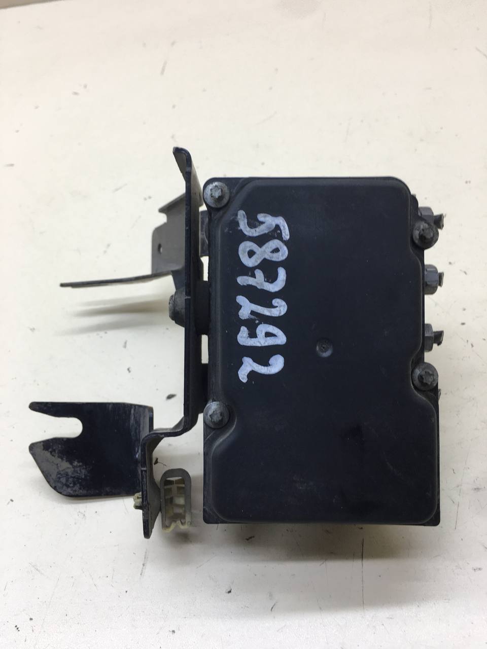 Блок ABS (насос) Nissan Almera 3 (G11, G15) 2012>