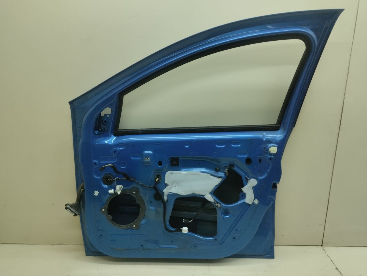 Дверь передняя правая Renault Sandero Stepway (5S) 2014-2022 Дверь передняя правая Renault Sandero Stepway (5S) 2014-2022