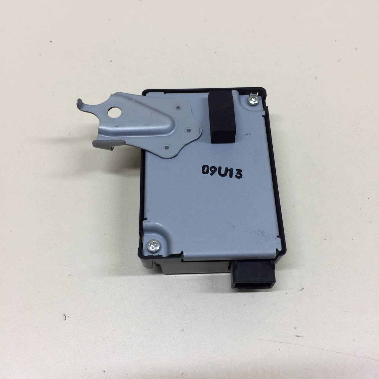 Блок электронный Toyota Rav 4 (XA40) 2013-2019 Блок электронный Toyota Rav 4 (XA40) 2013-2019