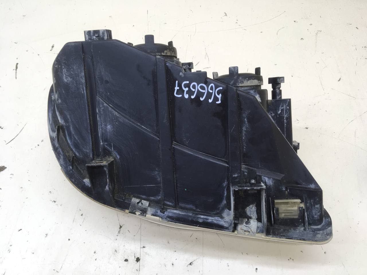 Фара левая Chevrolet Niva 2009-2020