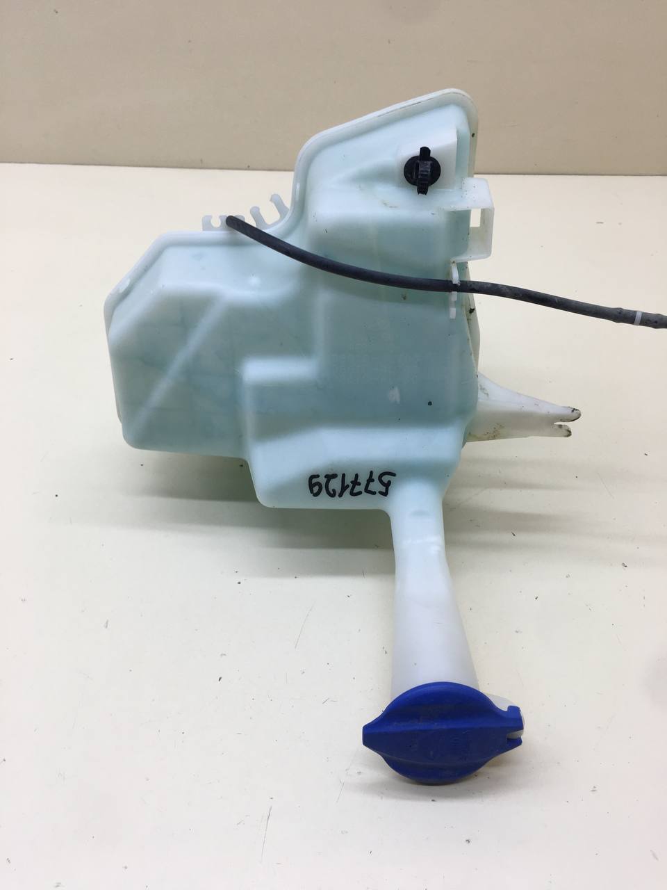 Бачок омывателя лобового стекла Hyundai Solaris (RB) 2010-2017