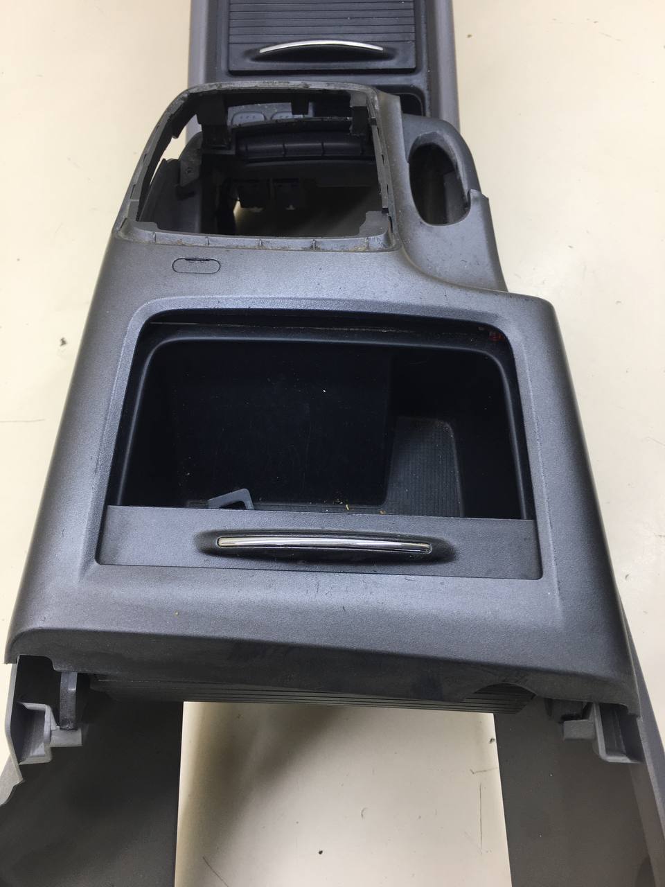 Консоль центральная Honda Civic 4D 2006-2012 Консоль центральная Honda Civic 4D 2006-2012