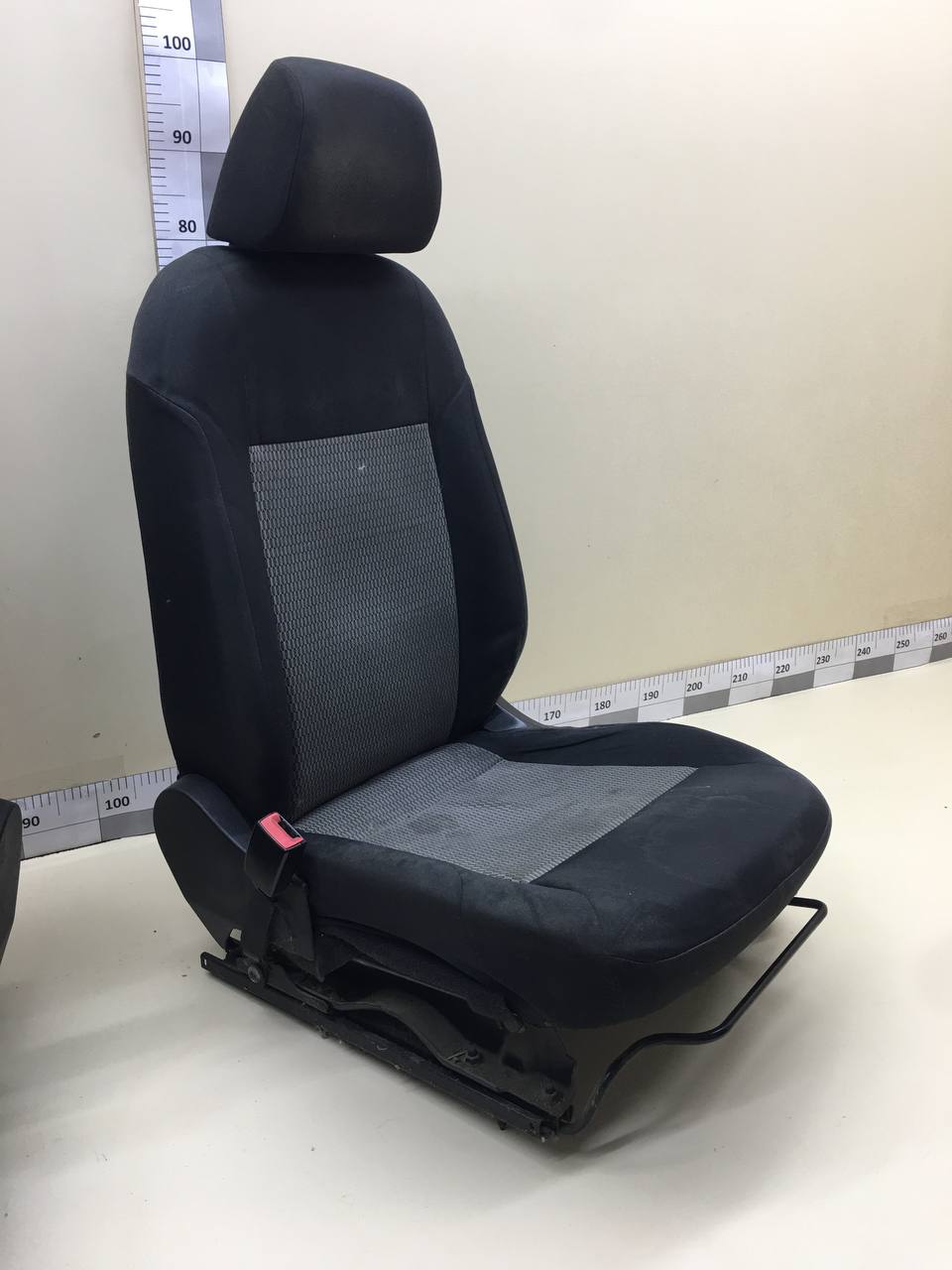 Сиденье (комплект) Volkswagen Polo (MK5) 2011-2020 Сиденье (комплект) Volkswagen Polo (MK5) 2011-2020