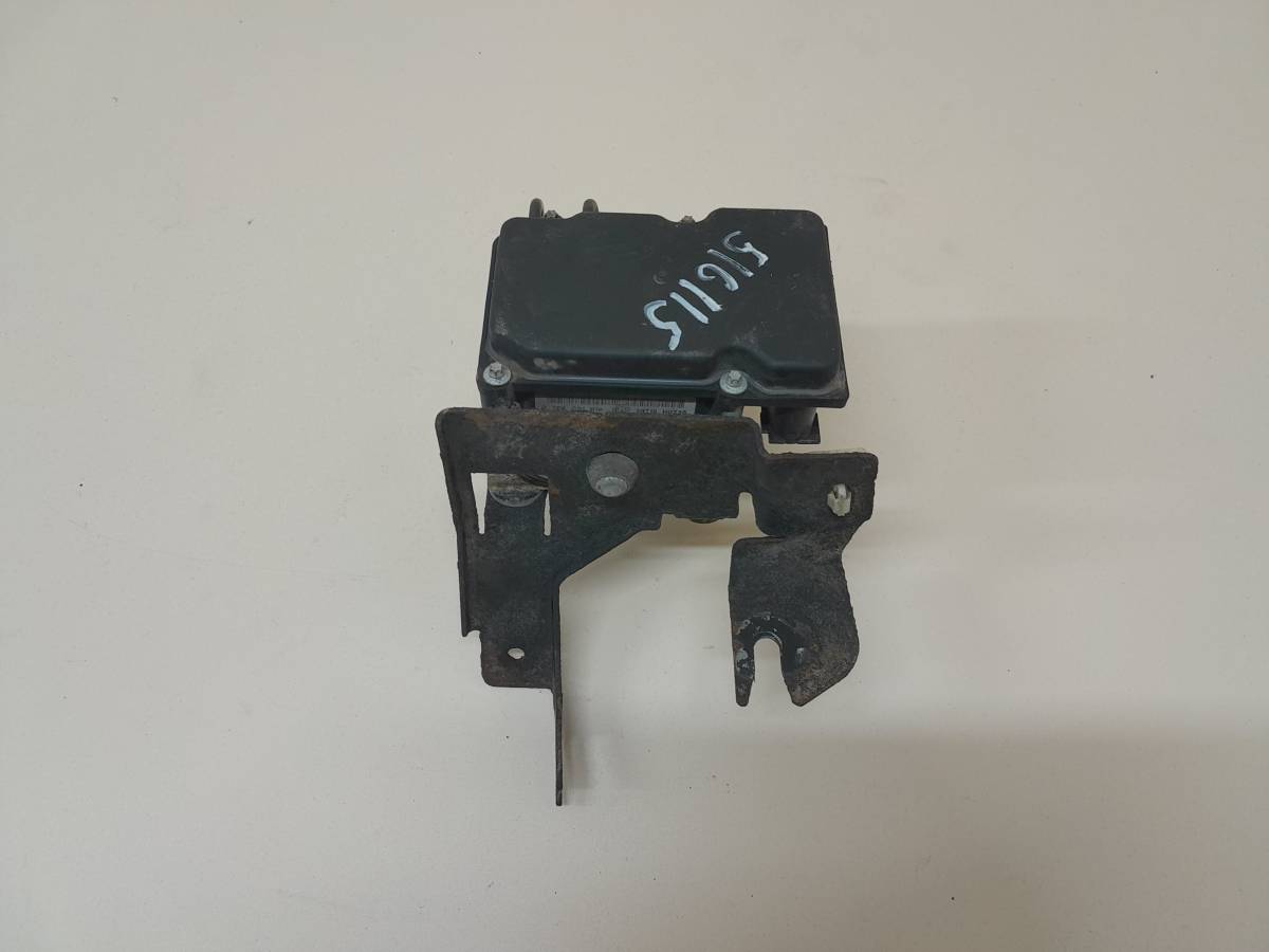 Блок ABS (насос) Nissan Almera 3 (G11, G15) 2012>