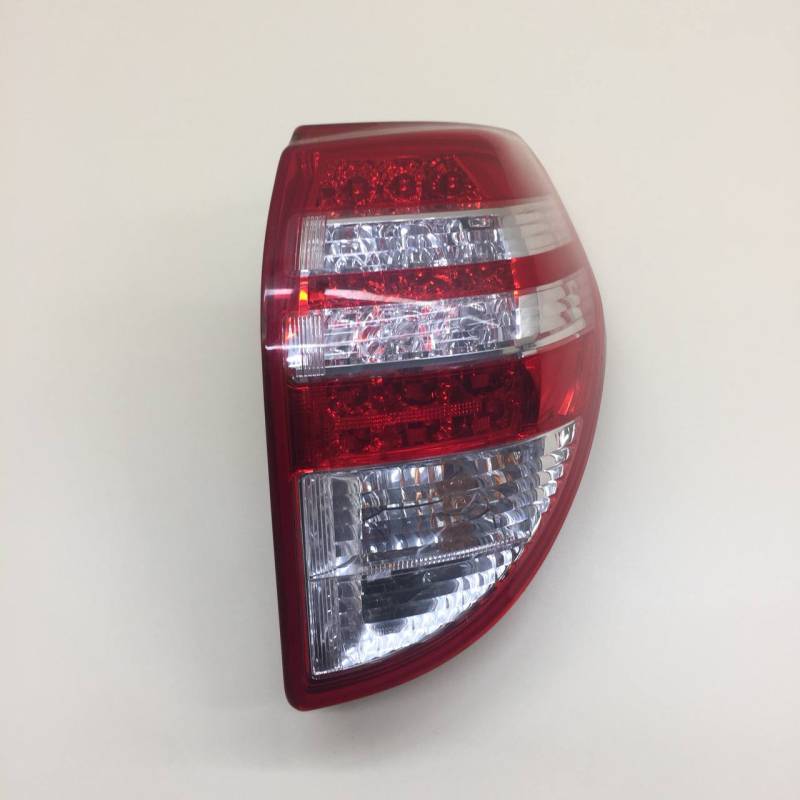 Фонарь задний правый Toyota Rav 4 (A30) 2006-2013