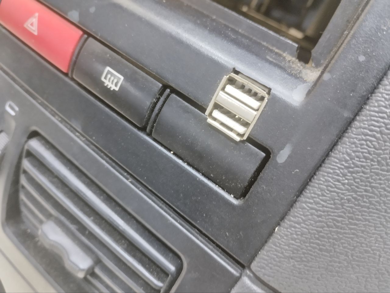 Торпедо Fiat Albea 2002-2012 Торпедо Fiat Albea 2002-2012