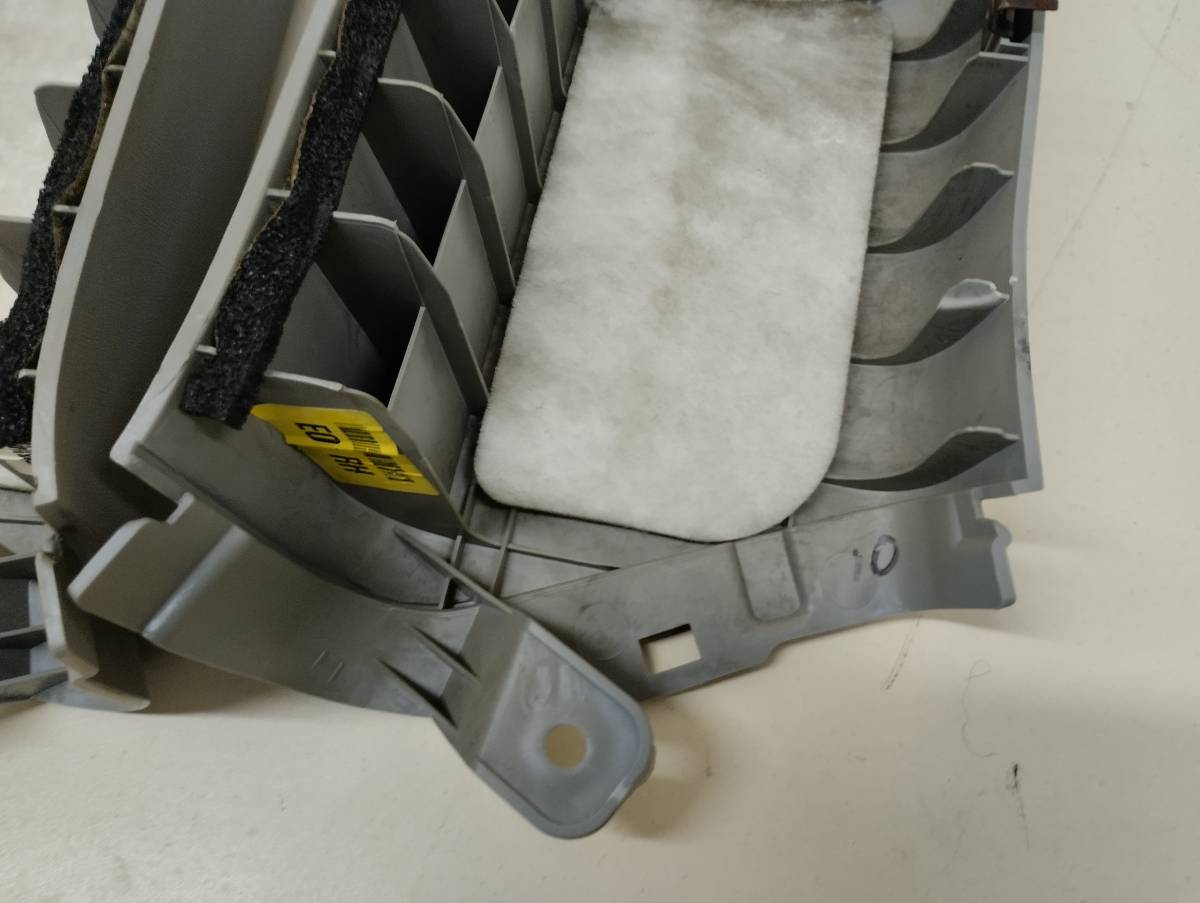 Обшивка стойки Hyundai ix55 2007-2013 Обшивка стойки Hyundai ix55 2007-2013