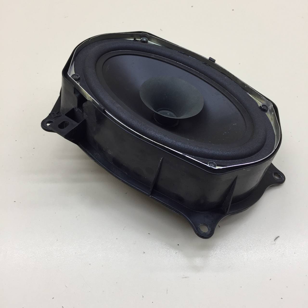 Динамик Nissan Maxima (a36) 2015-2023