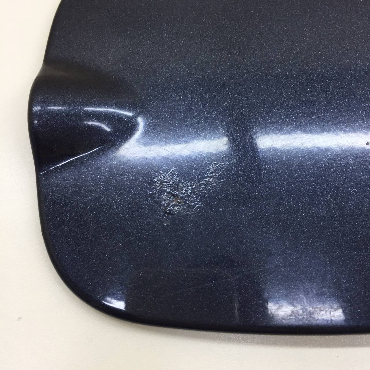 Лючок бензобака Chevrolet Niva 2009-2020