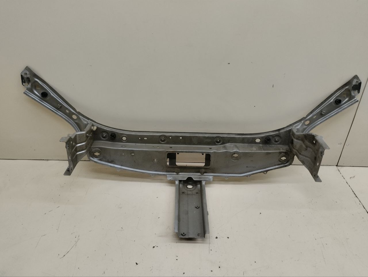 Панель передняя Renault Sandero Stepway (5S) 2014-2022 Панель передняя Renault Sandero Stepway (5S) 2014-2022
