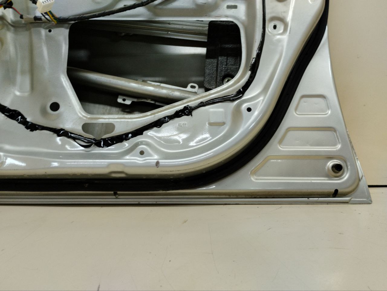 Дверь передняя правая Toyota Auris (E150) 2006-2012 Дверь передняя правая Toyota Auris (E150) 2006-2012