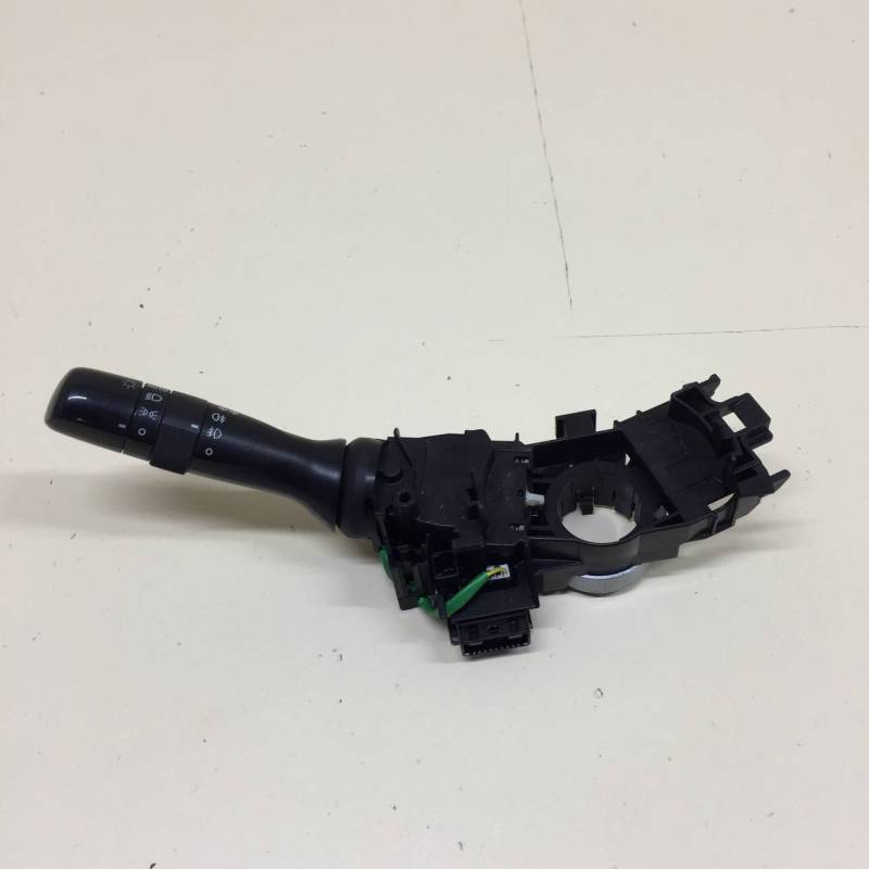 Переключатель поворотов подрулевой Toyota Rav 4 (A30) 2006-2013 Переключатель поворотов подрулевой Toyota Rav 4 (A30) 2006-2013
