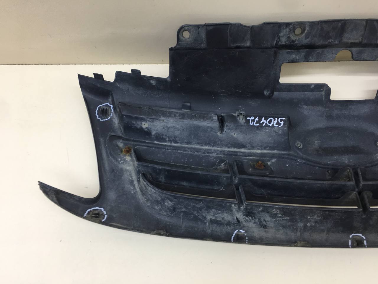 Решетка радиатора Lada Granta 2011>