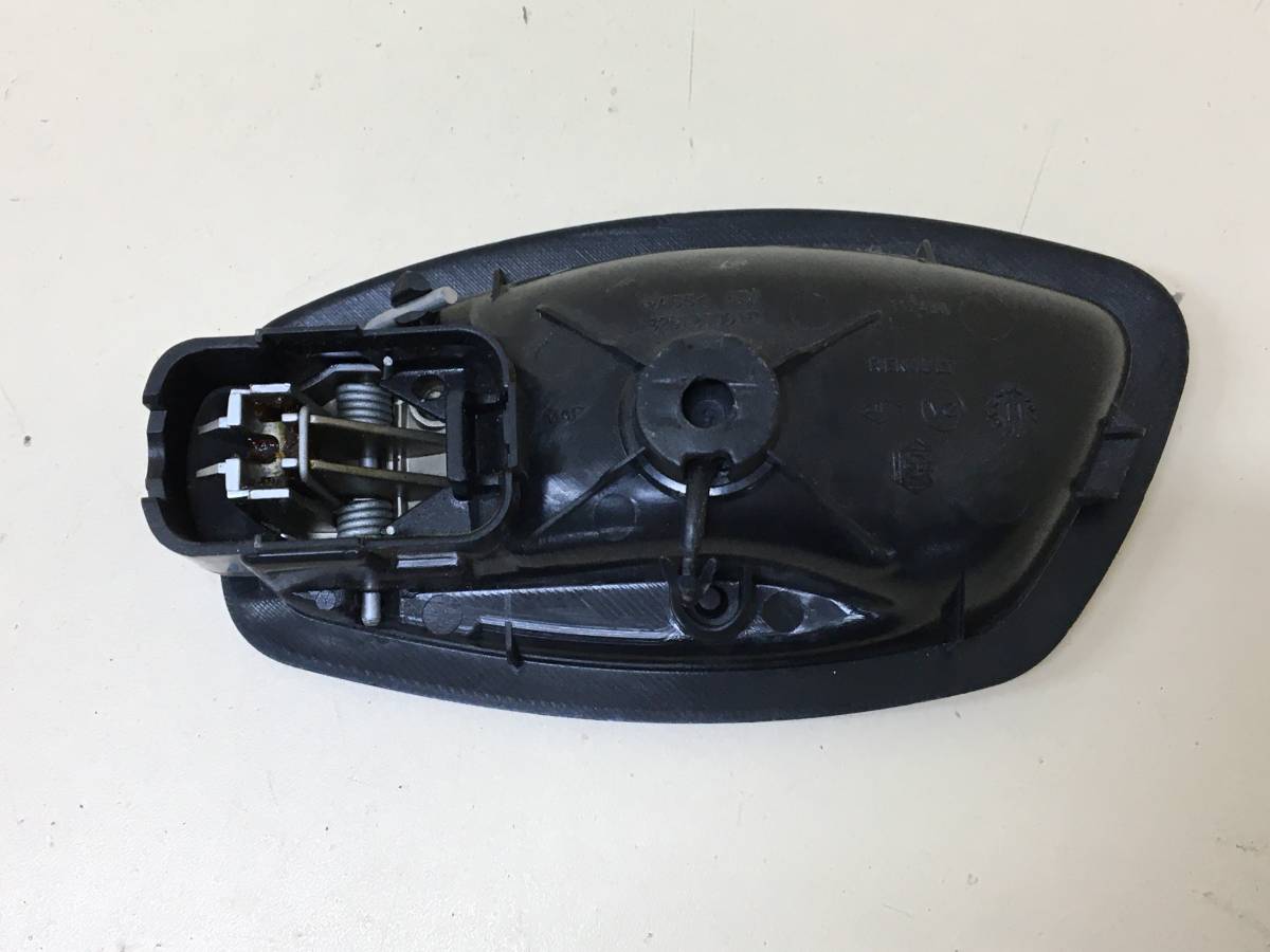 Ручка двери внутренняя правая Renault Megane (3) 2009-2016