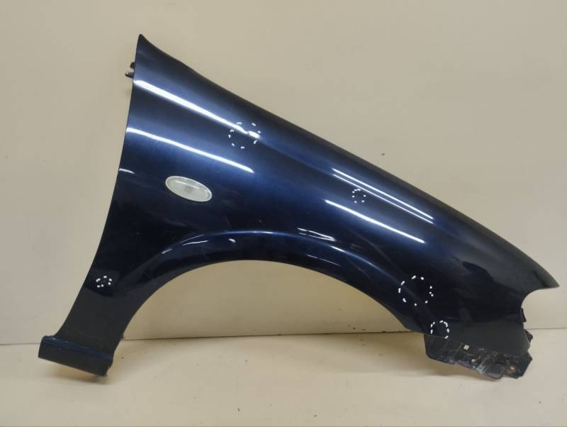 Крыло переднее правое Nissan Almera (N16) 2000-2006 Крыло переднее правое Nissan Almera (N16) 2000-2006