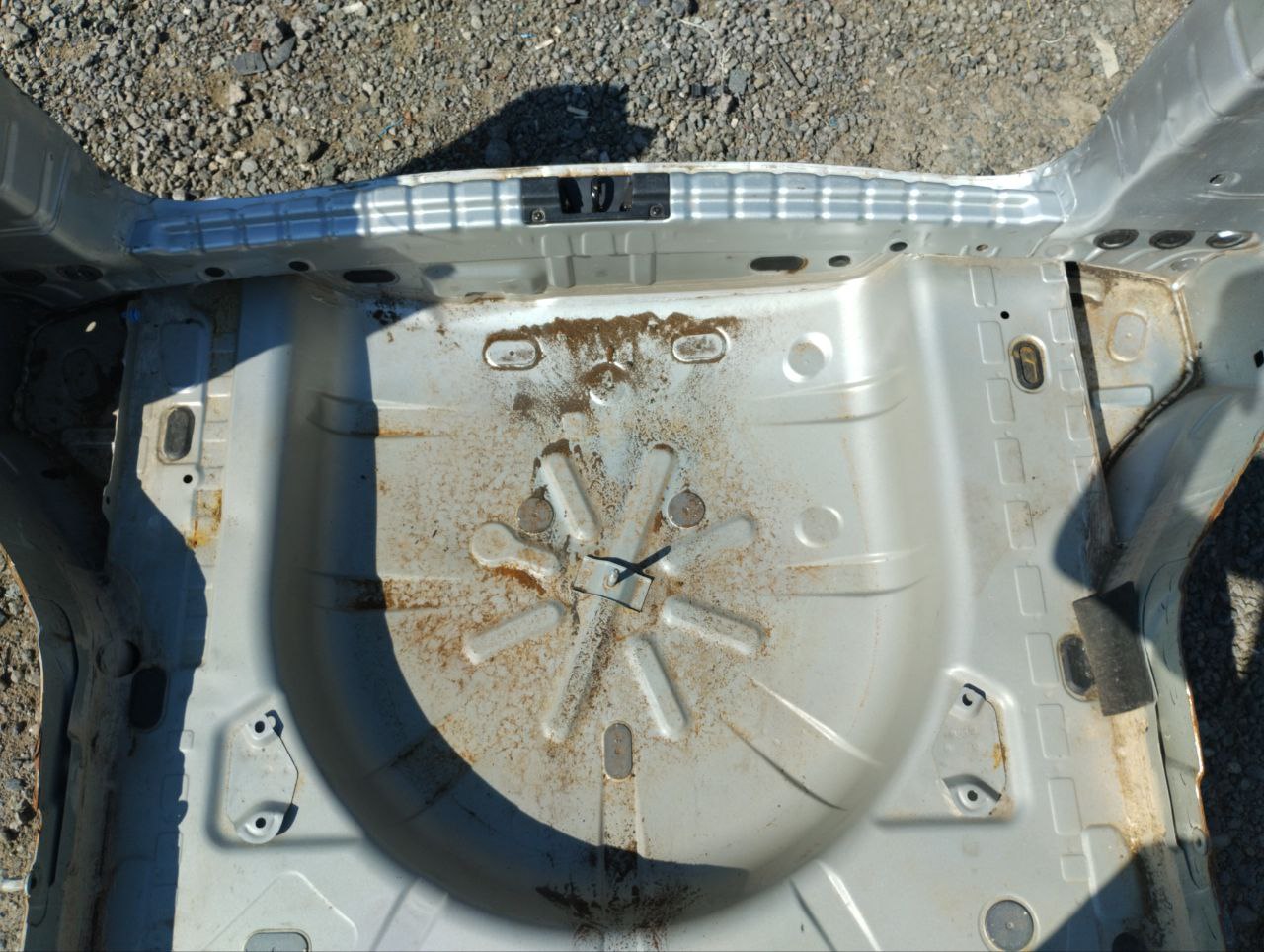 Панель задняя Nissan Terrano (D10) 2014>