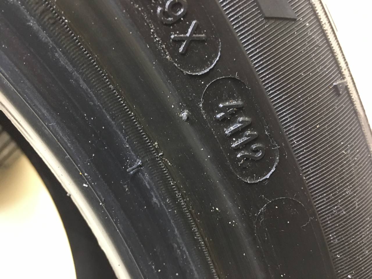 Шины R17 Зимние шипованные Michelin X-ice Nortn