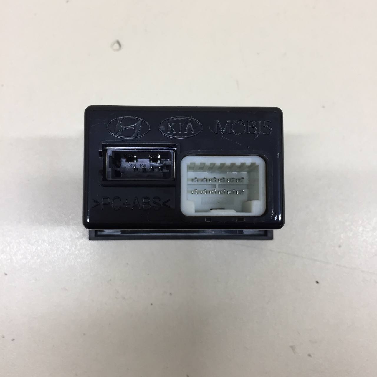 Разъем (USB AUX) Kia Cerato (BD) 2018-2022 Разъем (USB AUX) Kia Cerato (BD) 2018-2022