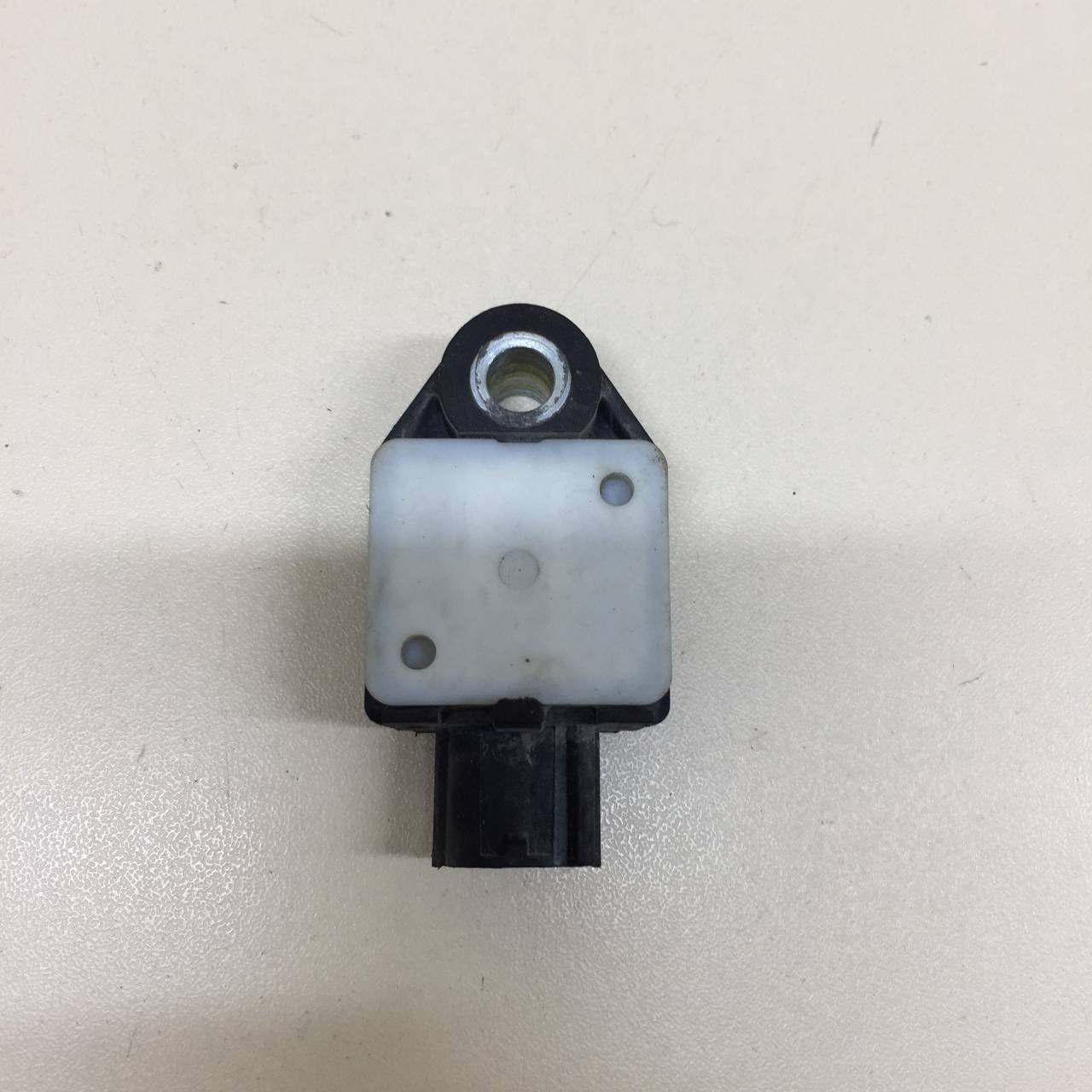 Датчик AIR BAG Toyota Auris (E150) 2006-2012