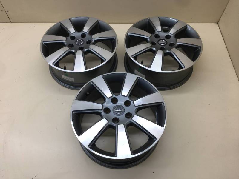 Диски R17 Литые