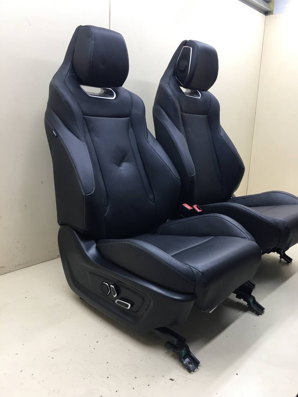 Сиденье (комплект) Changan UNI-K 2020>