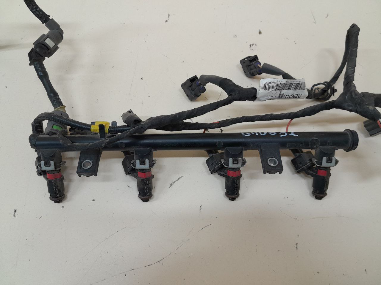 Рейка топливная (рампа) Renault Duster (HSA, HSM) 2012>