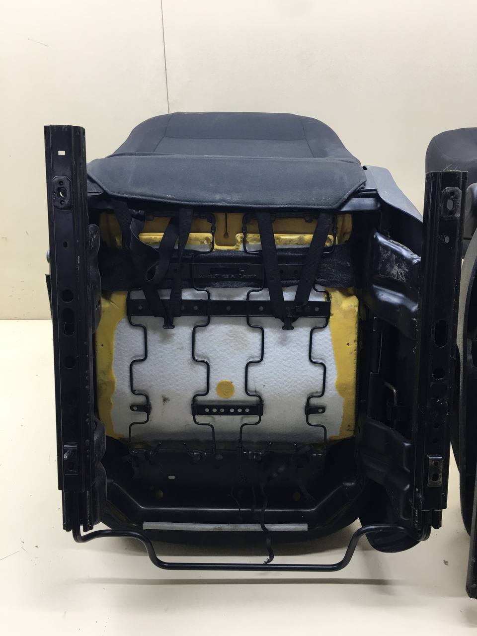 Сиденье (комплект) Volkswagen Polo (MK5) 2011-2020 Сиденье (комплект) Volkswagen Polo (MK5) 2011-2020