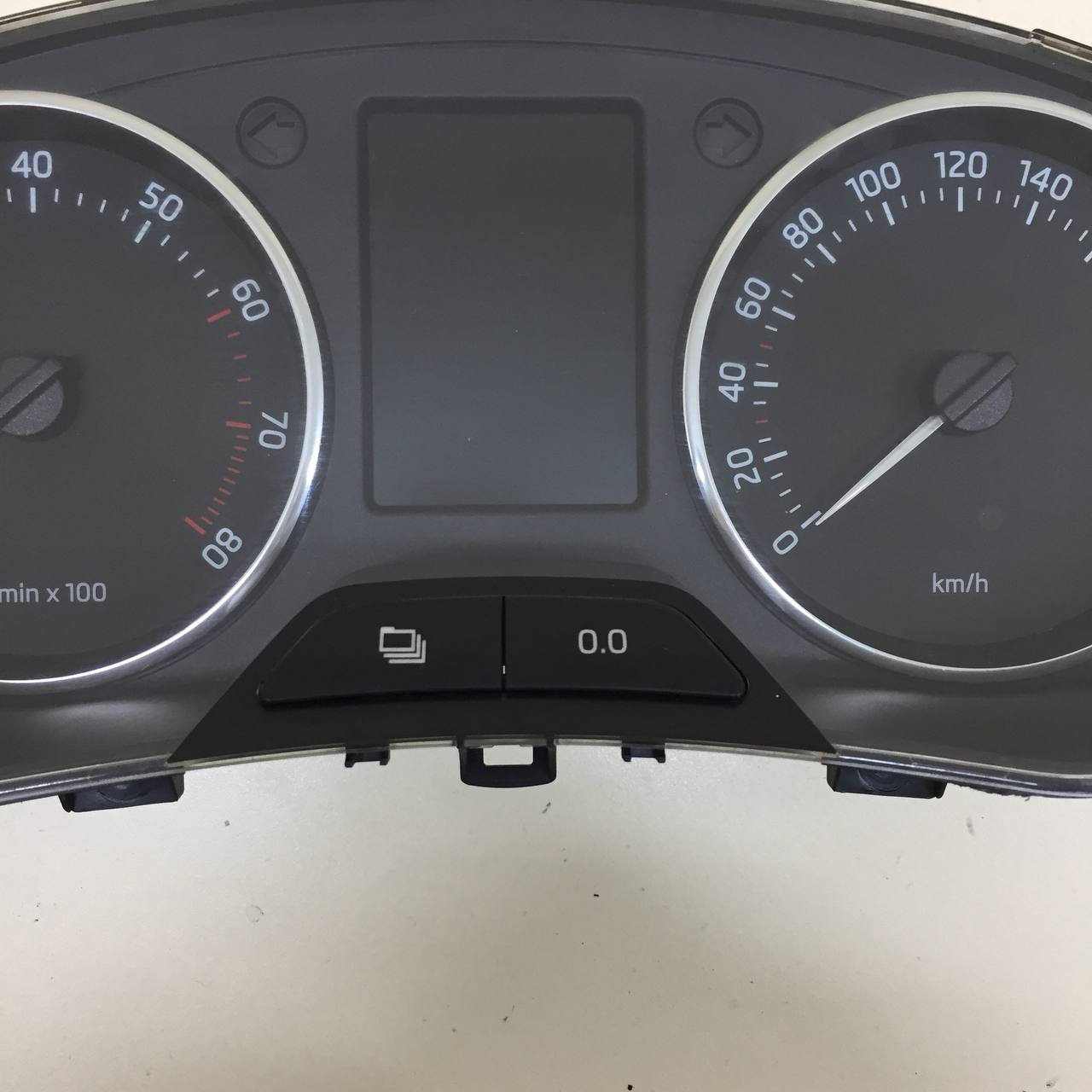 Панель приборов Skoda Rapid 2012-2020 Панель приборов Skoda Rapid 2012-2020