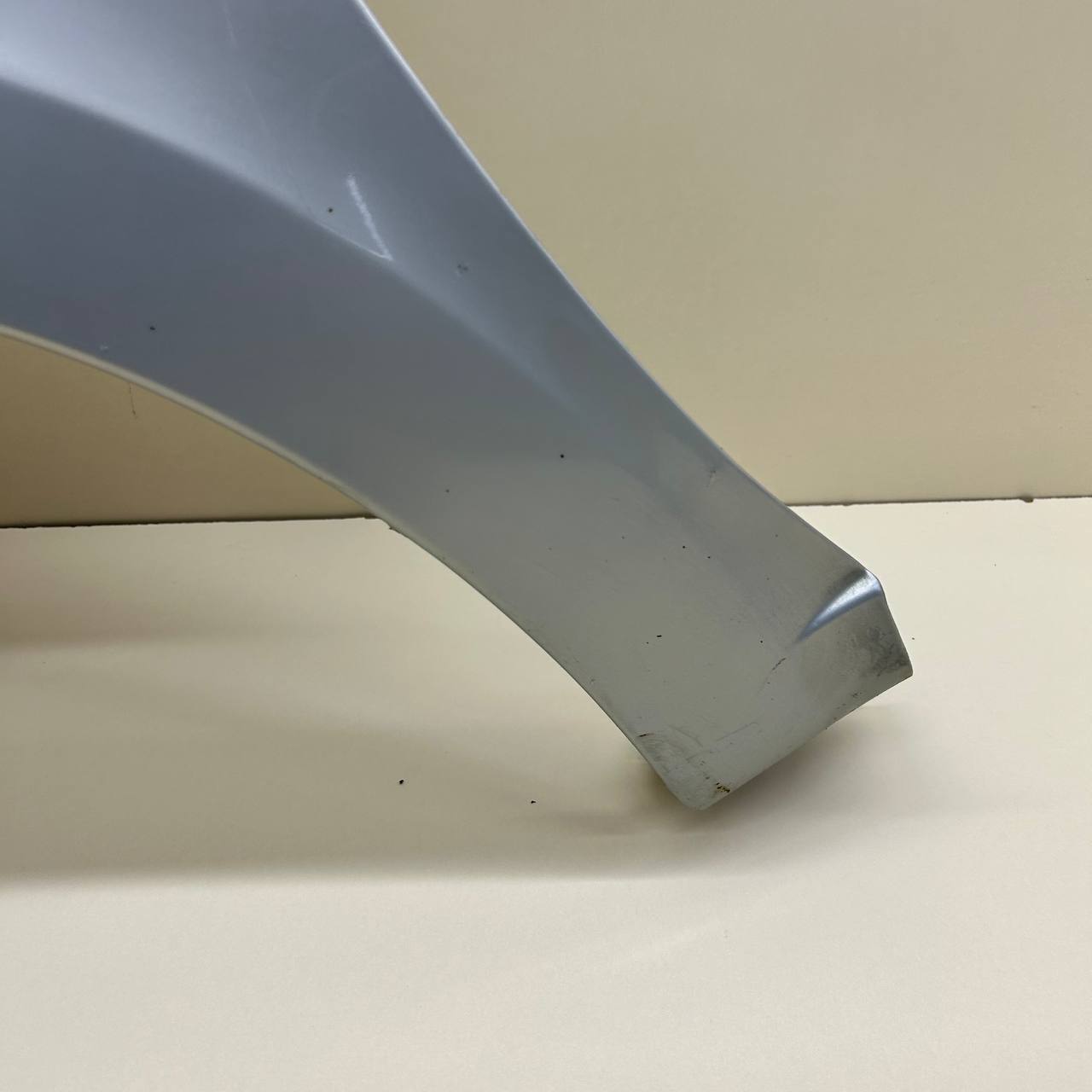 Крыло переднее левое Lada Granta 2011>