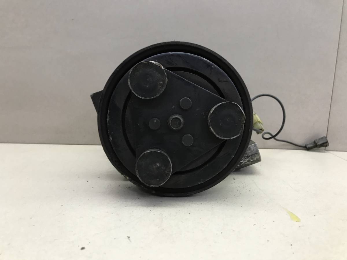 Компрессор системы кондиционирования Mazda Demio (DW) 1997-2002