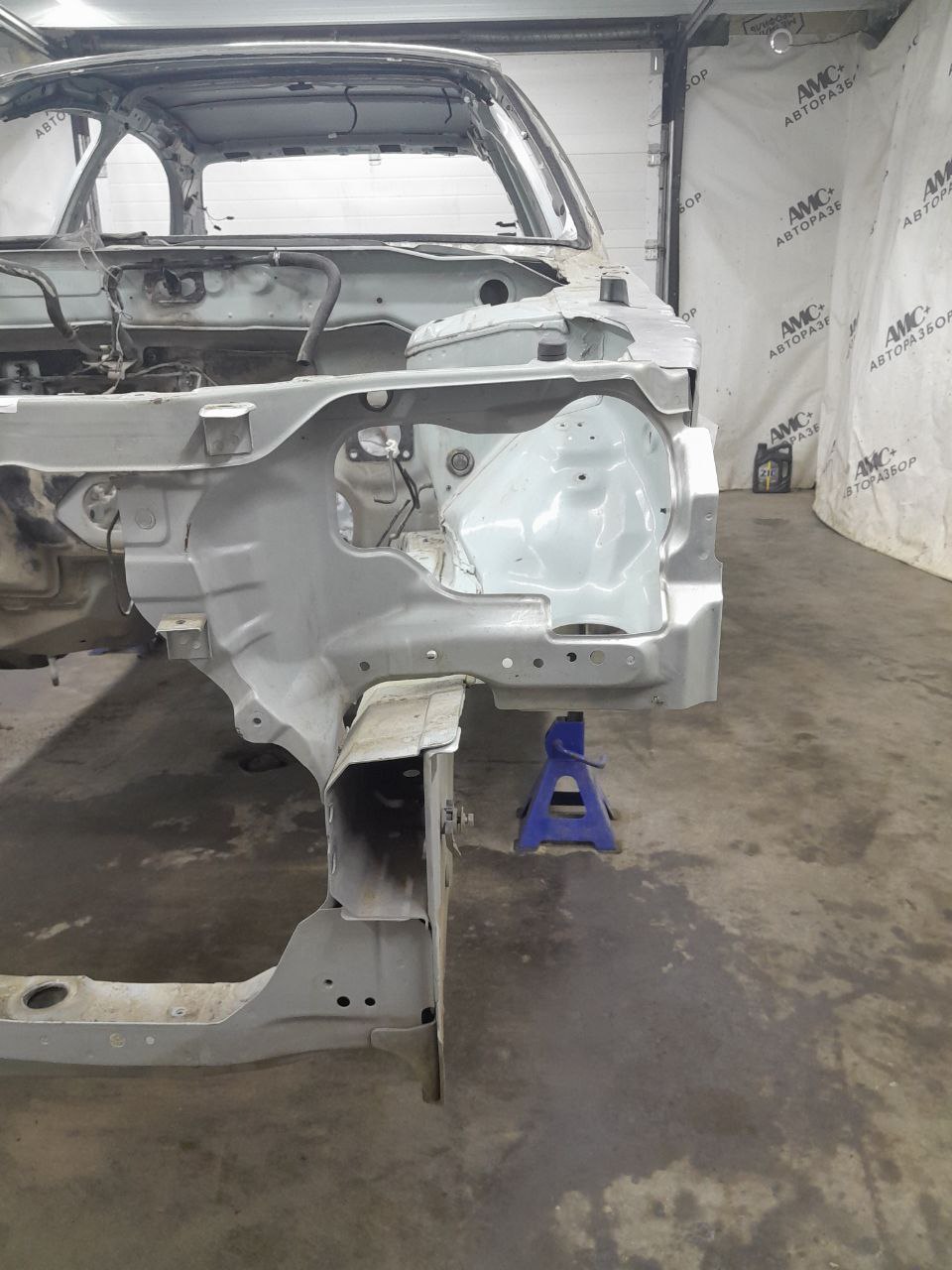 Четверть передняя левая Nissan Almera Classic (B10) 2006-2013