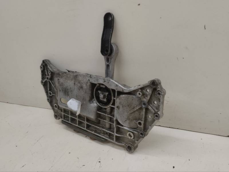 Балка подмоторная Skoda Octavia (A5 1Z-) 2004-2013 Балка подмоторная Skoda Octavia (A5 1Z-) 2004-2013