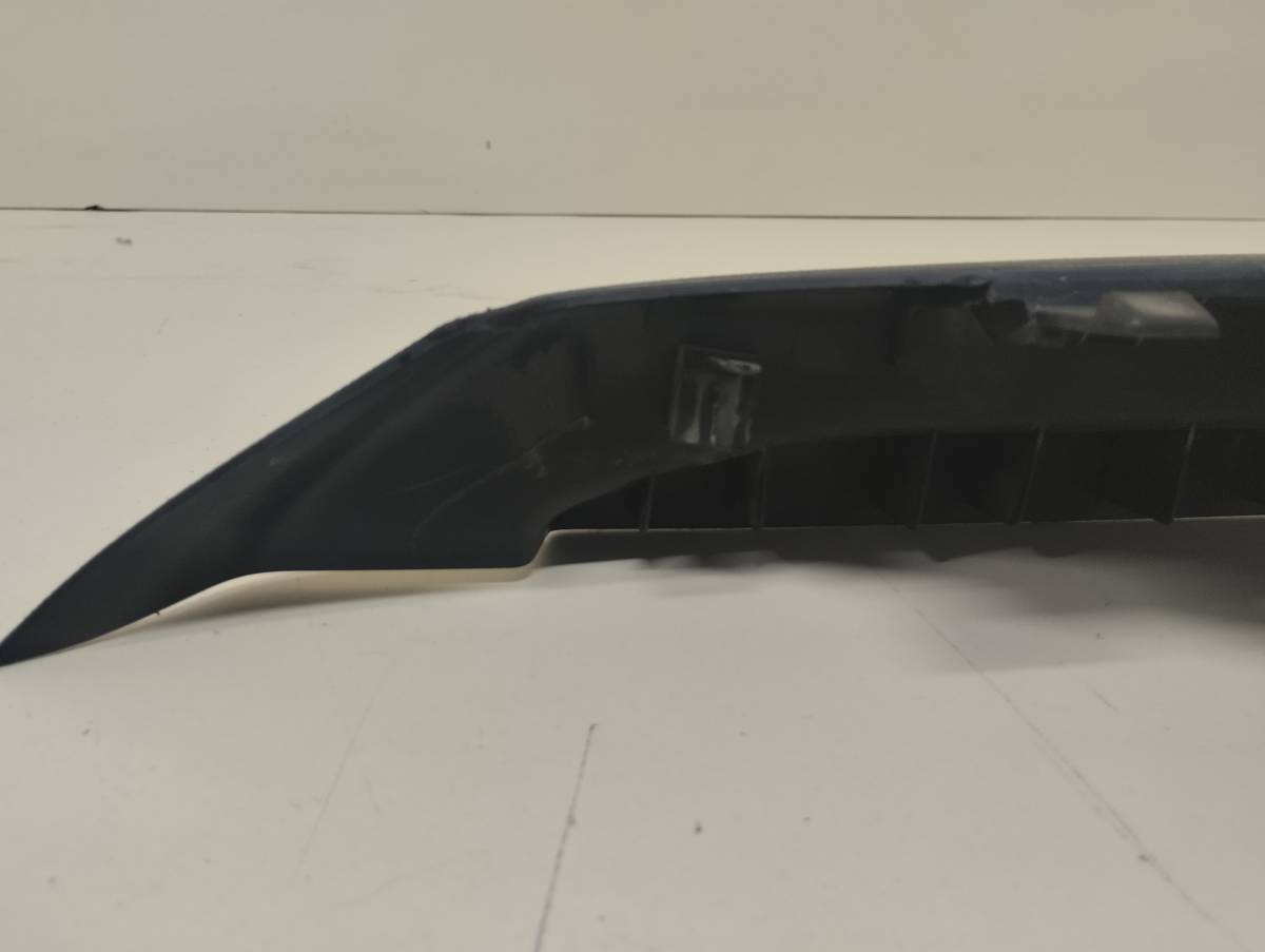 Держатель задней полки Opel Astra J 2010-2017 Держатель задней полки Opel Astra J 2010-2017