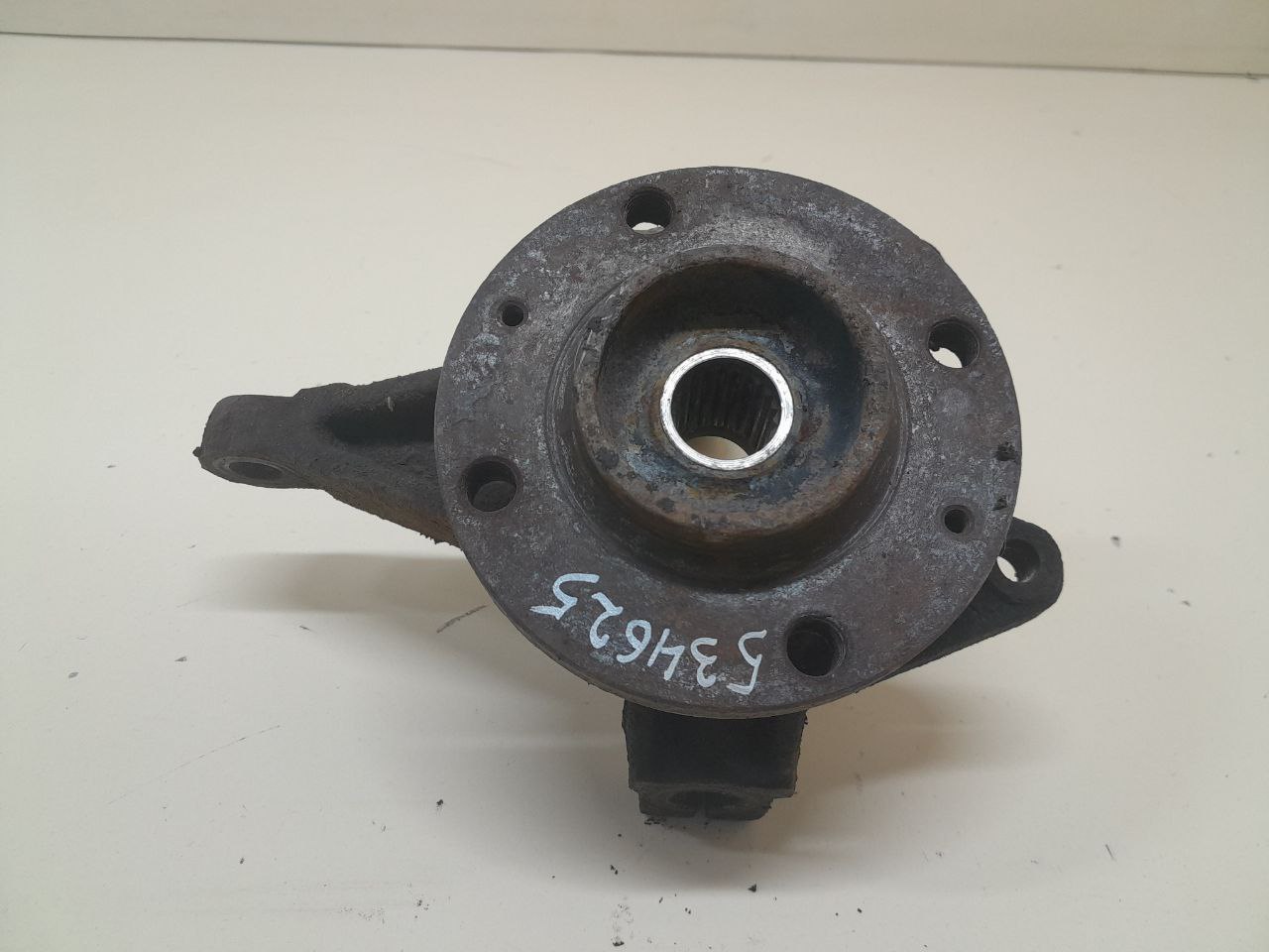 Кулак поворотный передний правый Peugeot 206 1998-2012